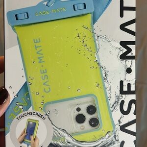 Case-Mate Waterproof Phone Pouch - Blue and Green